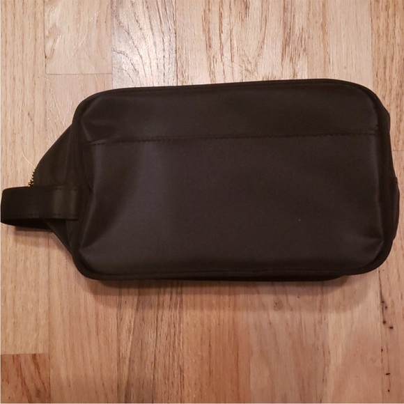 NEW! Milani Black and Gold Cosmetics Makeup Travel Bag - Picture 12 of 13